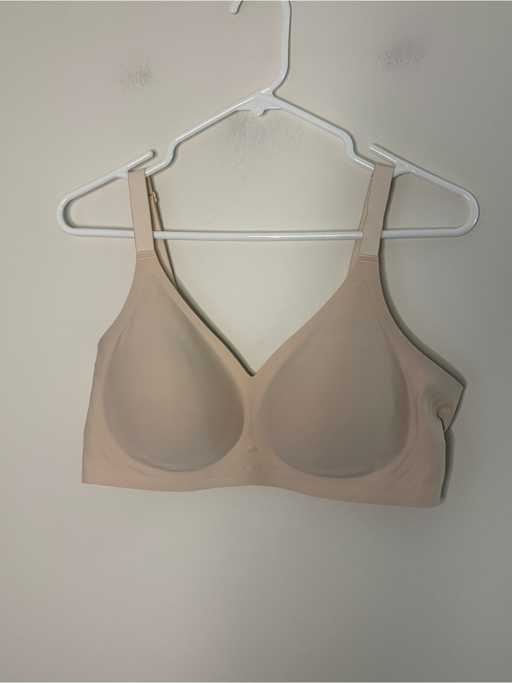 Ecora Women’s Large Beige Nude Seamless Comfort Bra Adjusts Coverage sleeping